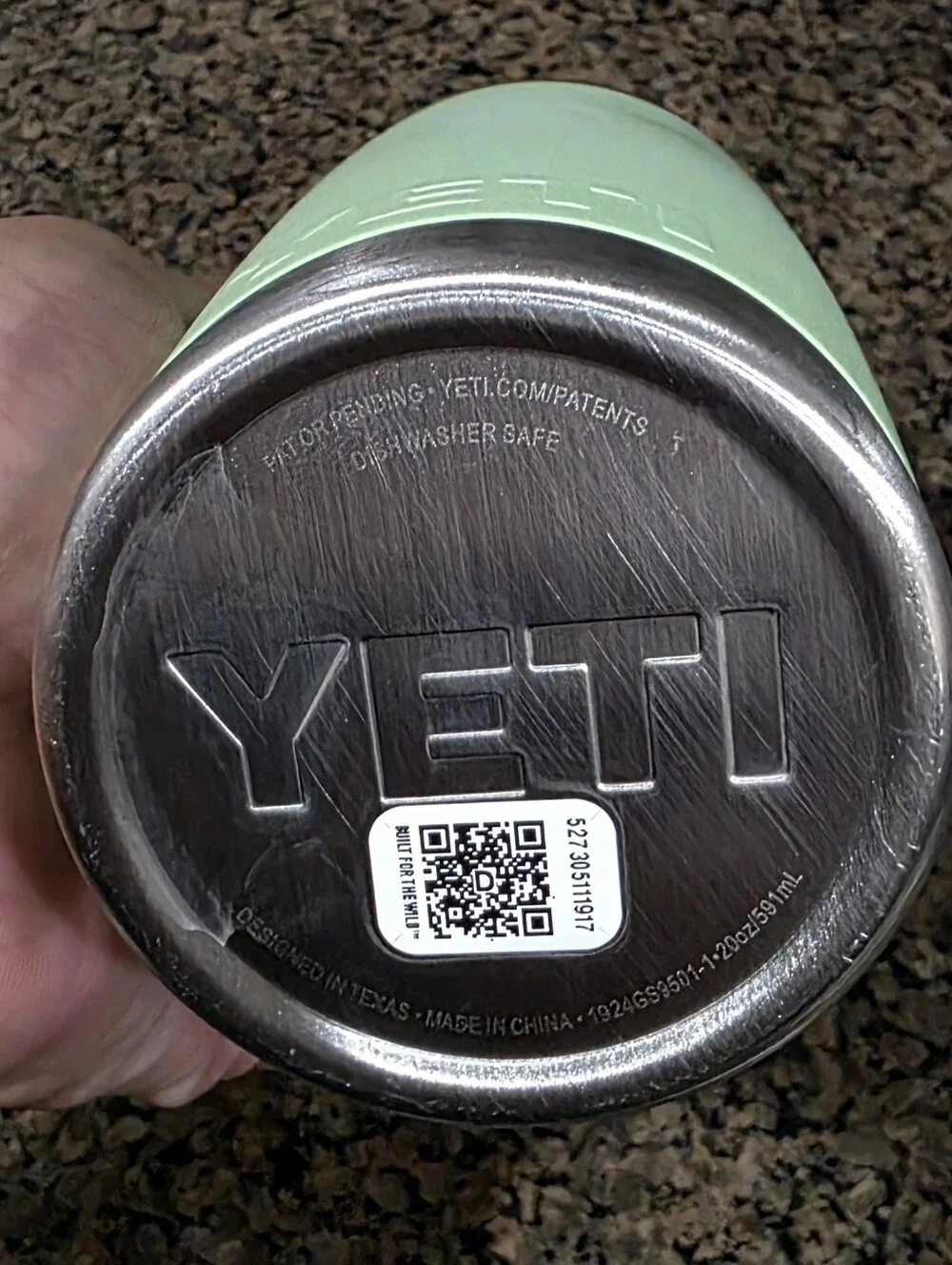 YETI Rambler 20 oz Seafoam Vacuum Insulated Stainless Steel Tumbler w/ MagSlider